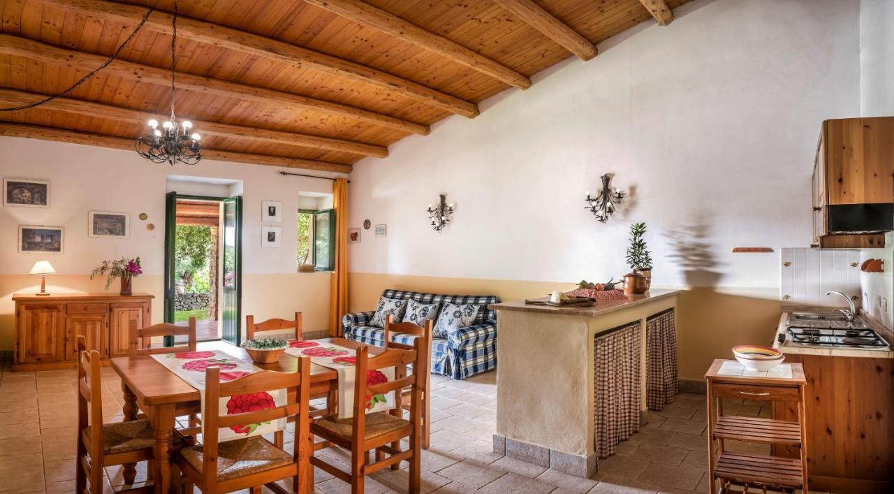 Agriturismo Borgo Degli Ulivi Canicattini Bagni Exterior foto