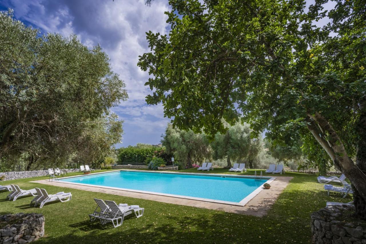 Agriturismo Borgo Degli Ulivi Canicattini Bagni Exterior foto